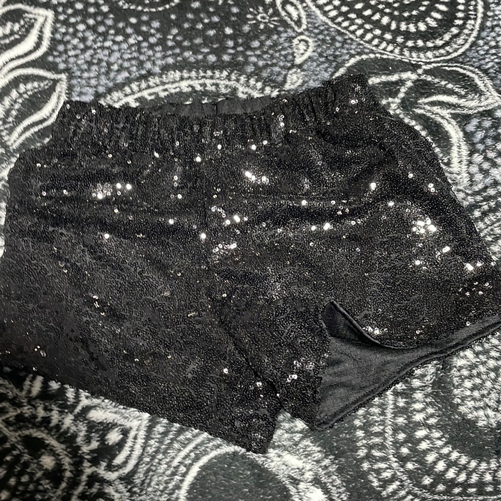 sequence black shorts
